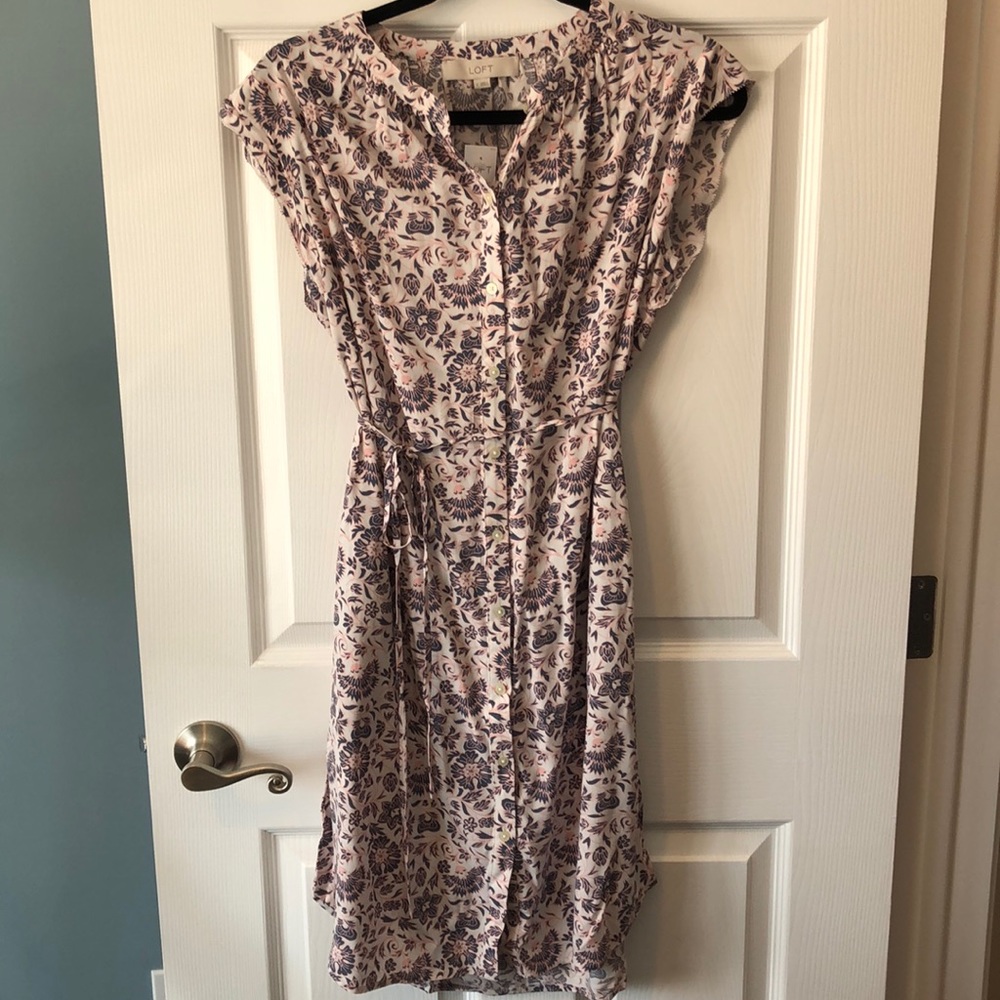 Flutter sleeve t-shirt dress